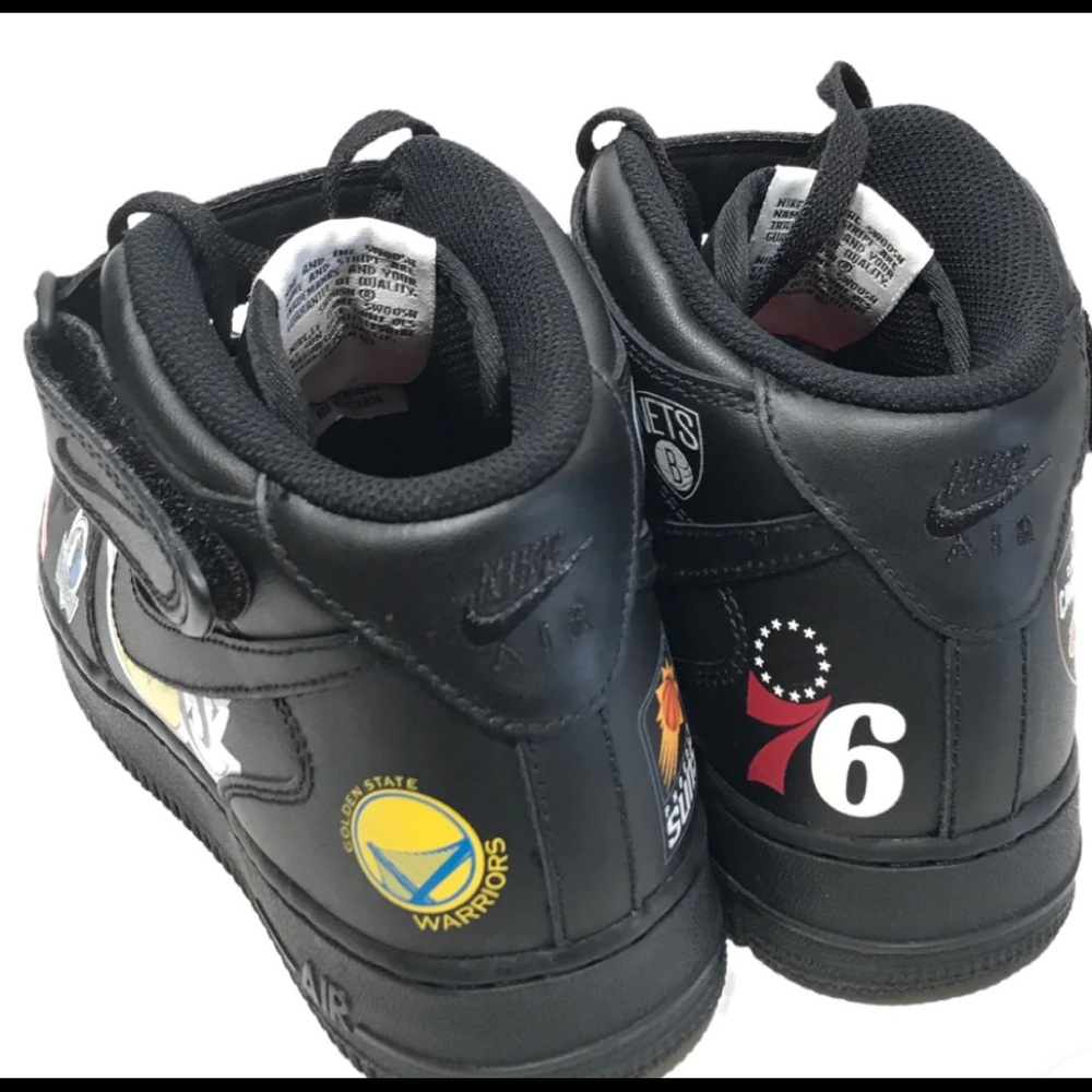 Supreme NBA Air Force 1 mid